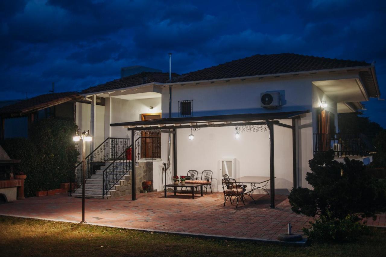 فيلا Mythic House ليبتوكاريا المظهر الخارجي الصورة