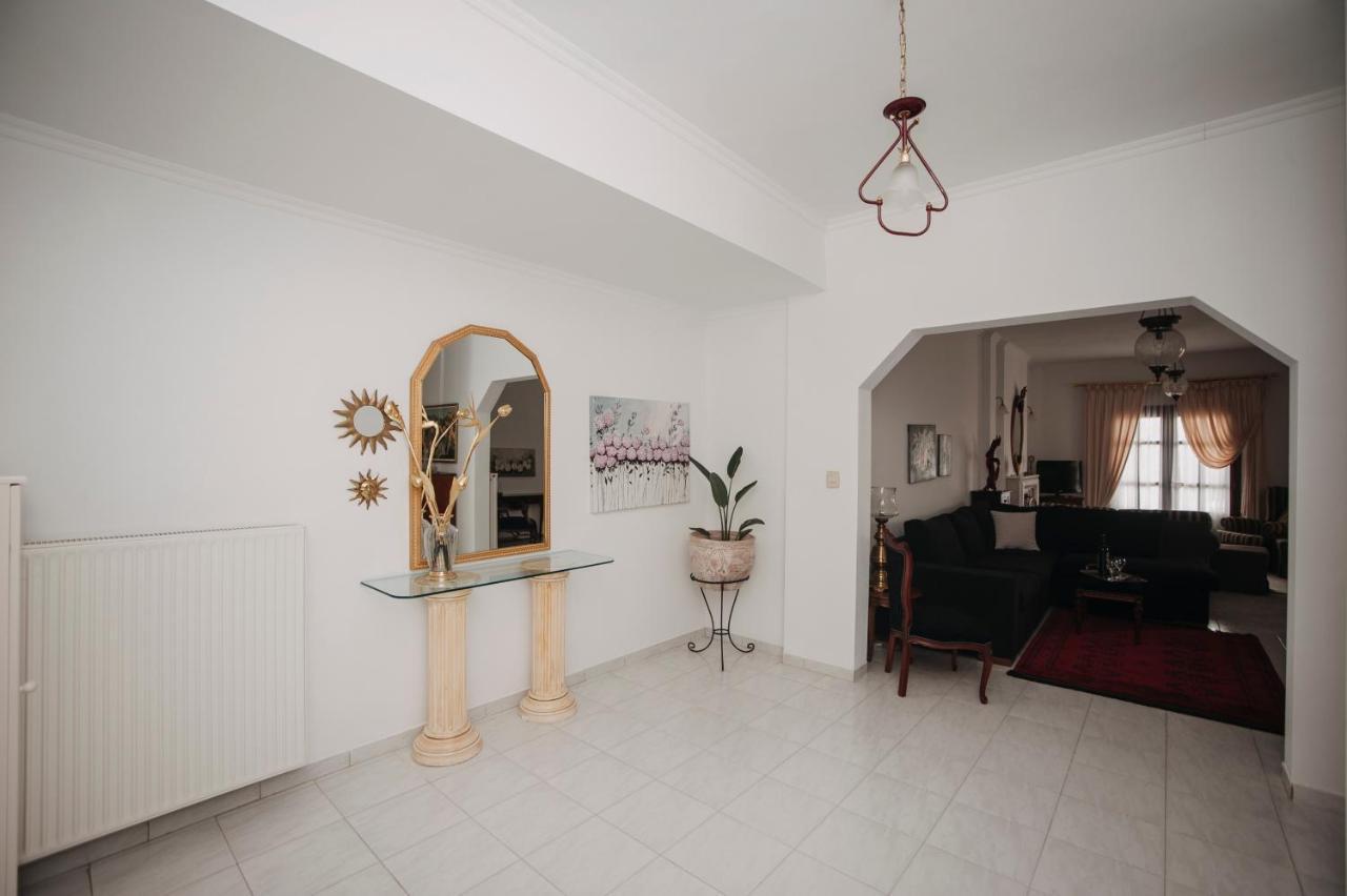 فيلا Mythic House ليبتوكاريا المظهر الخارجي الصورة